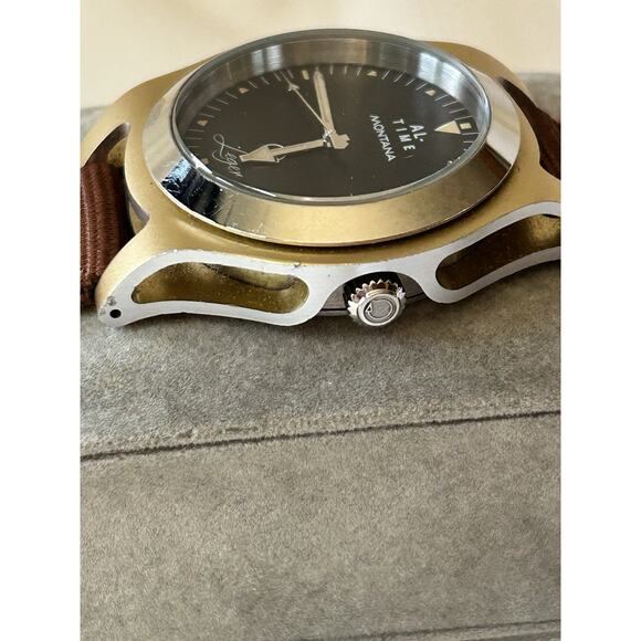 AL-Time Leger Watch 18-2 Yellow Gold Anodized Aluminum 40mm Quartz Aviation main image 8